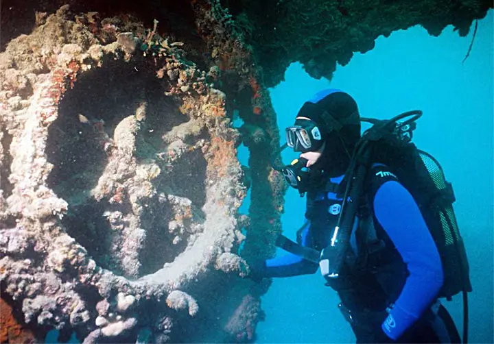 Carola, underwater heritage site